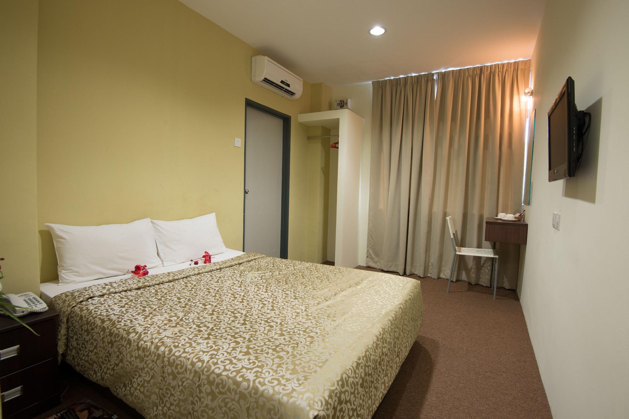 Grand Inn Hotel - Macalister Road Джордж Таун Екстериор снимка