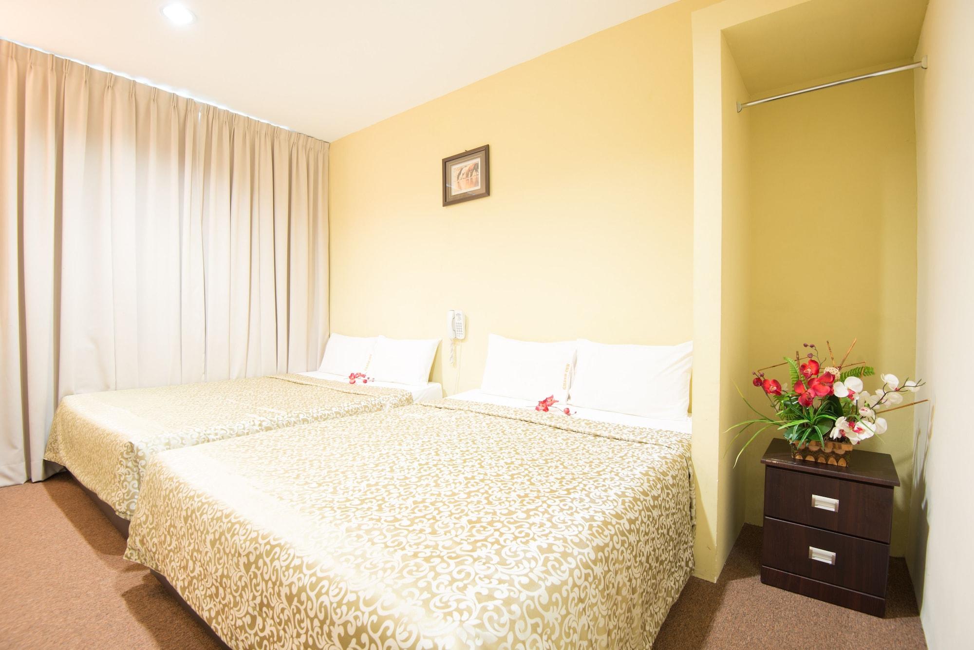 Grand Inn Hotel - Macalister Road Джордж Таун Екстериор снимка