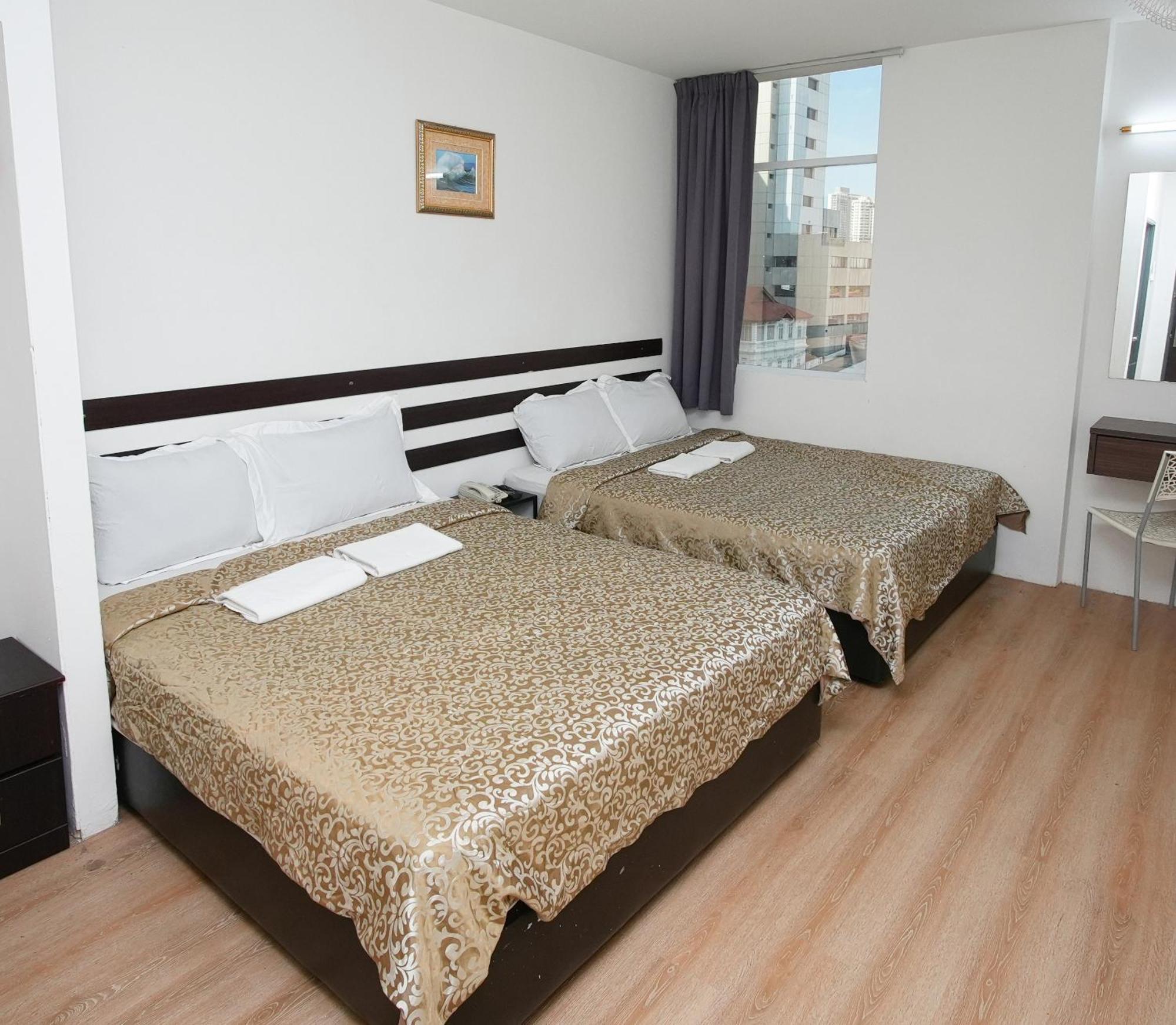 Grand Inn Hotel - Macalister Road Джордж Таун Екстериор снимка