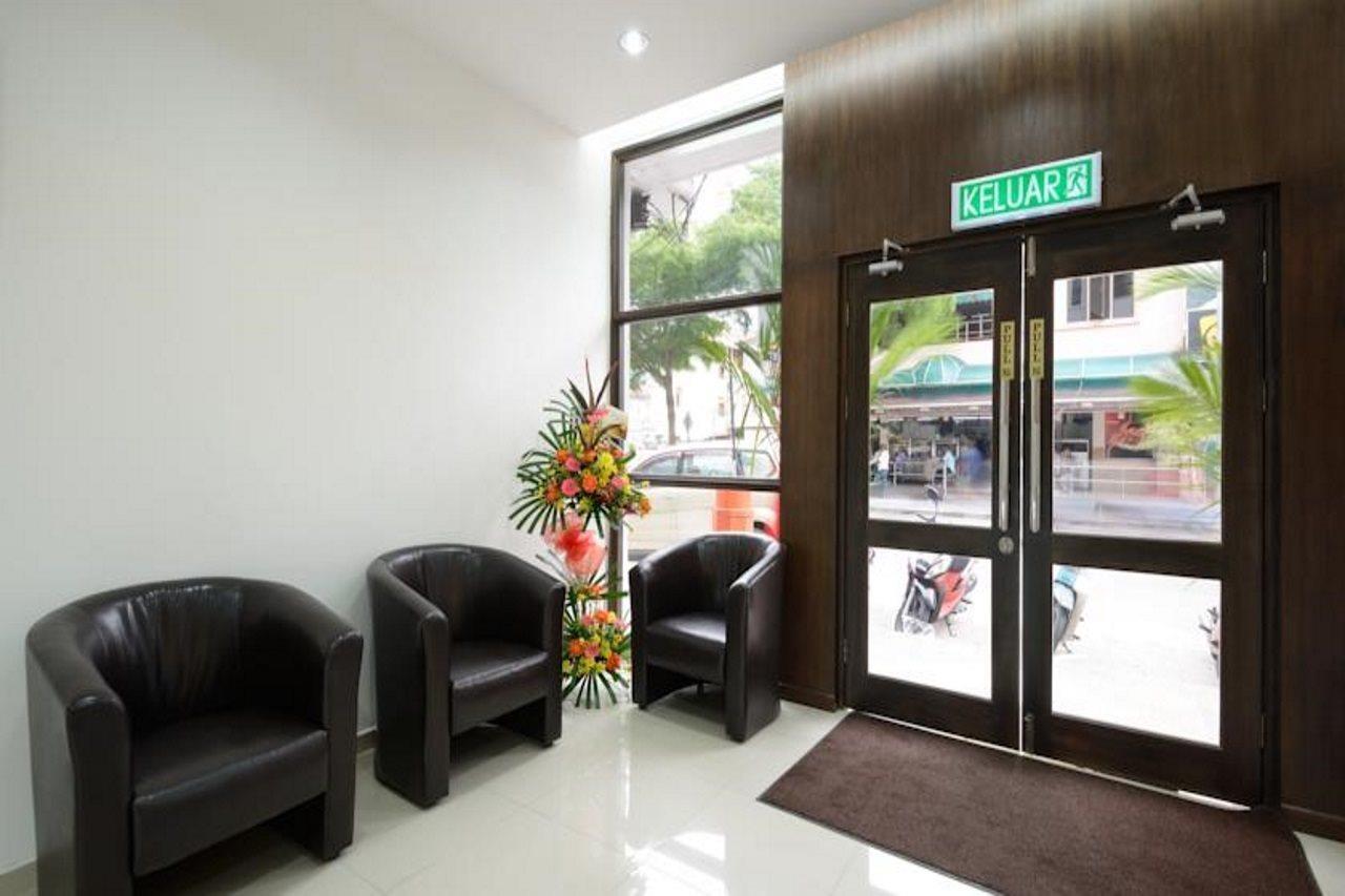 Grand Inn Hotel - Macalister Road Джордж Таун Екстериор снимка