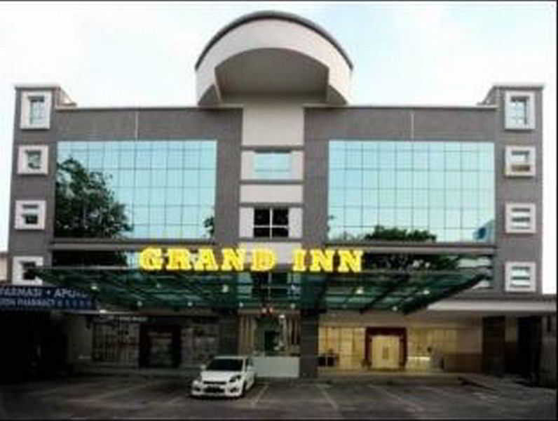Grand Inn Hotel - Macalister Road Джордж Таун Екстериор снимка